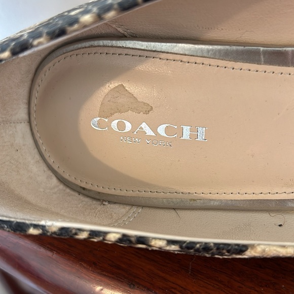 Coach Snake Embossed Pumps Size 11 - Picture 5 of 7